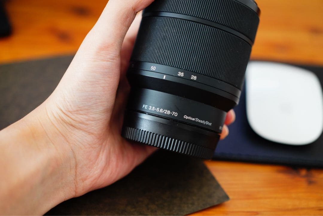 Sony FE 28-70mm f/3.5-5.6 OSS ズームレンズ
