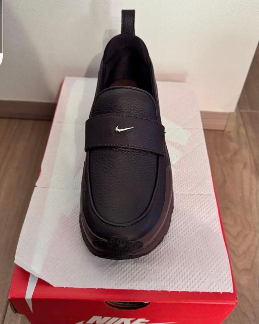 ナイキ エアマックス フェノメナ バーガンディ 24.5cm