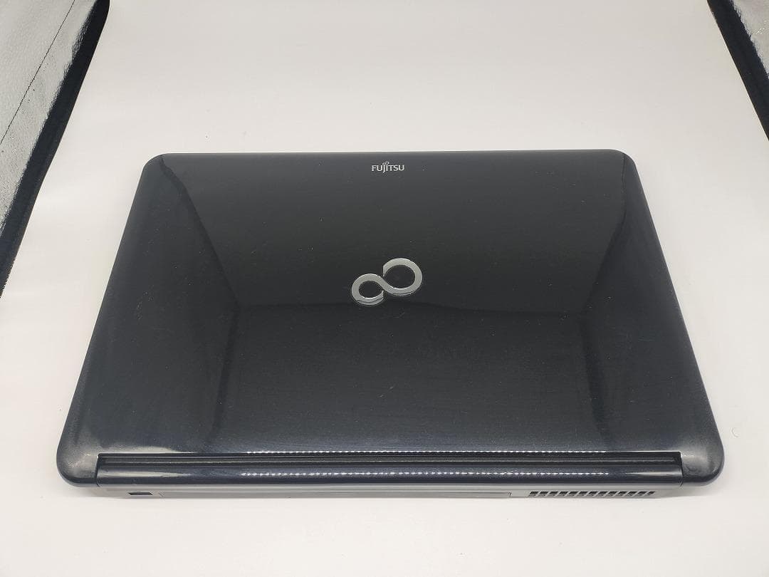 FUJITSU】爆速 Core i7/新品SSD256GBノートパソコンE6 - メルカリ