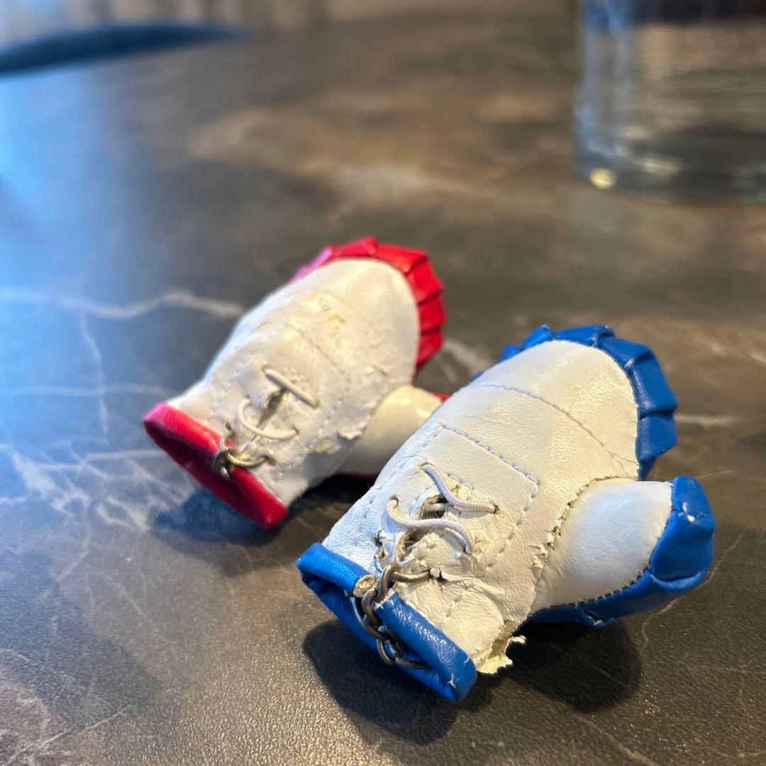 supreme ボクシンググローブキーホルダー|mercariメルカリ官方指定廠商