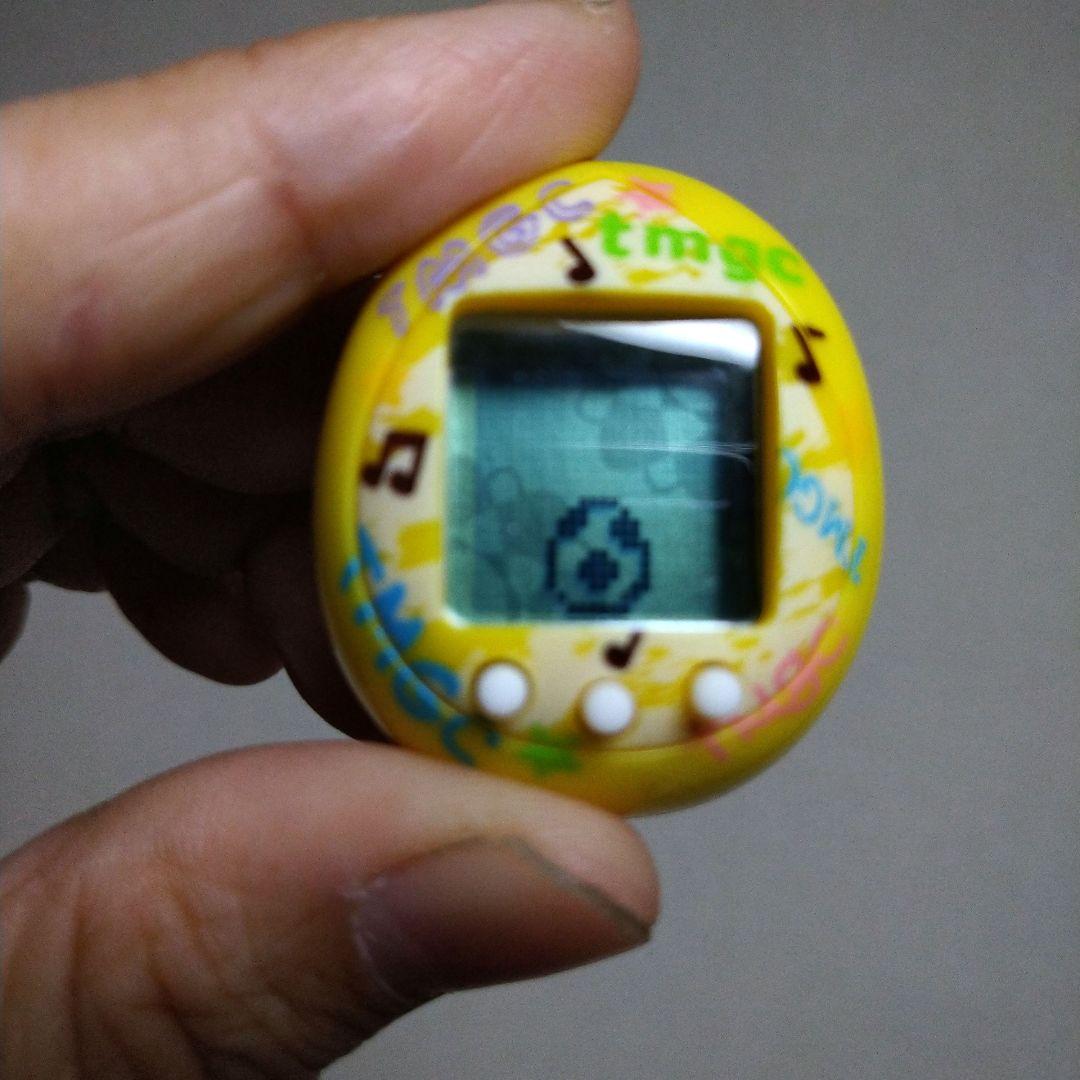 Tamagotchi nano たまごっち ナノ イエロー バンダイ動作OK - メルカリ