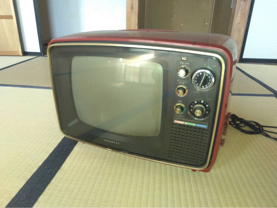 ナショナル　昭和レトロテレビ National(ナショナル)・レトロテレビ・カラーテレビ・TH-280D(N)・昭和