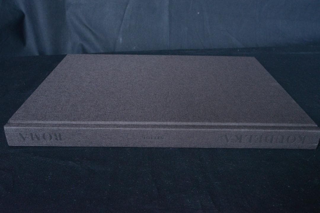 Roma: Josef Koudelka 】新品未読品・美本 - メルカリ