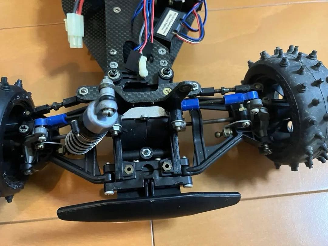 ジャンク品 部品取得用） 田宮カーボンファイバー RCカー 4WD オフ