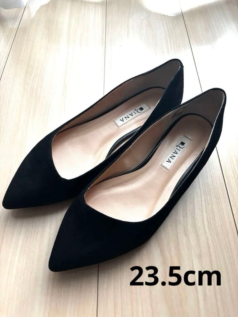 【極美品】DIANA ブラック ポインテッドトゥ フラットシューズ スエード 靴・バッグのダイアナ通販サイト ｜ ポインテッドトゥ フラット