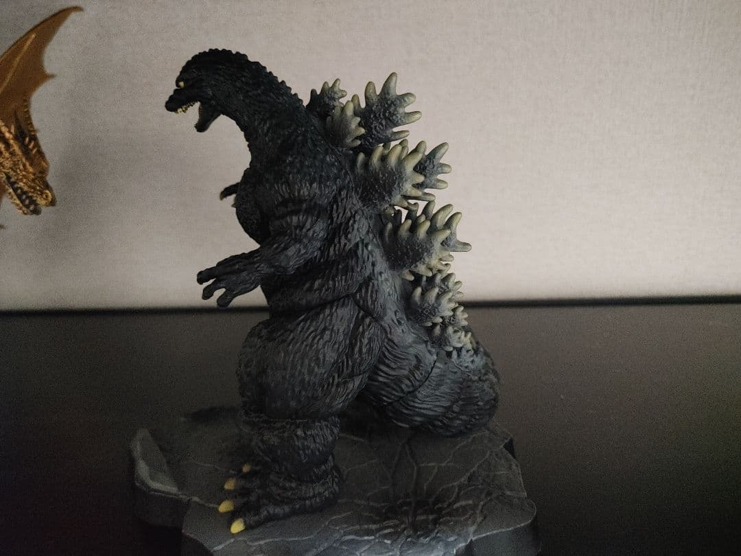 ゴジラ キングギドラ デアゴスティーニ 東宝怪獣コレクション モバイル