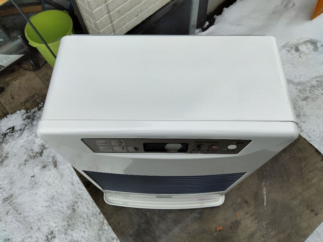 札幌発サンポットFF温風石油ストーブ！品番「FF‐4210TL」2016年式中古