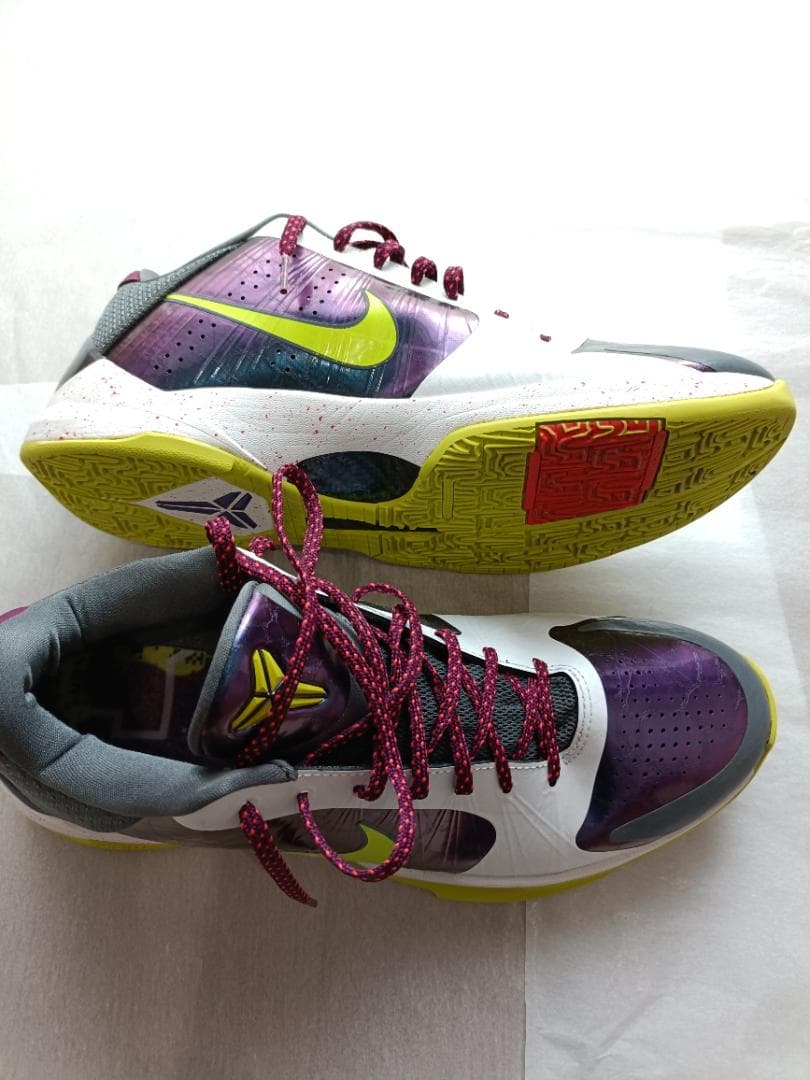 NIKE Kobe 5 スニーカー バスケットボール シューズ 32cm Nike Men's Kobe V 5 Protro Big Stage White Metallic Gold Black