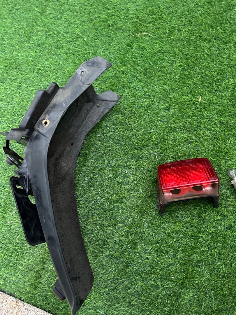 様 xj400 xj550 リアフェンダー テールランプ - メルカリ
