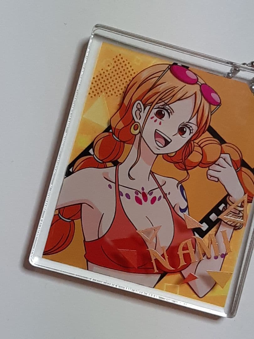 ONE PIECE ワンピース ナミ アクリルキーホルダー - メルカリ