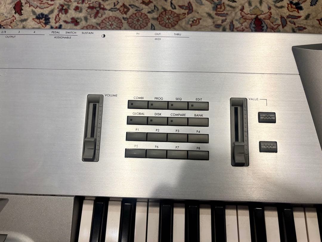 名機】KORG Trinity Plus 61鍵 日本仕様 動作確認済 - メルカリ