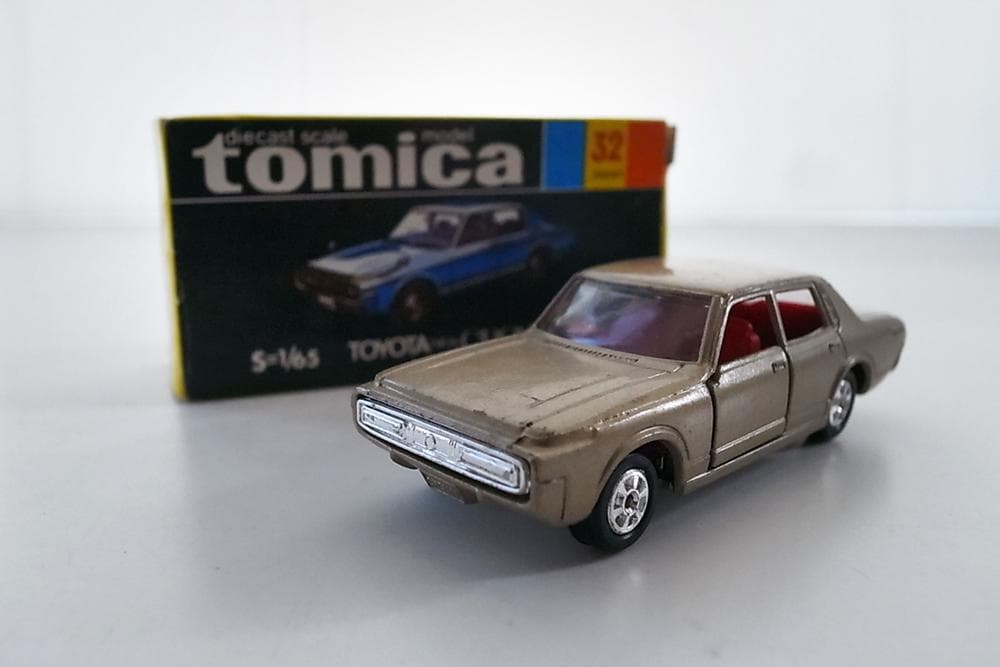 激レア・エラー】 トミカ 日本製 ニュークラウン - メルカリ