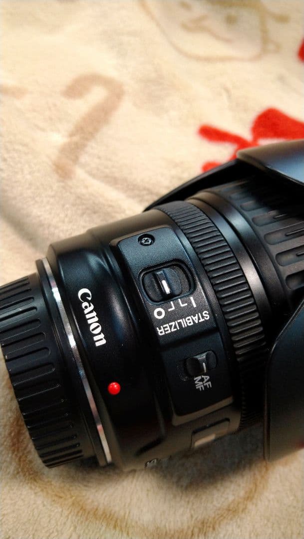 レンズ　 Canon　EF 28-135mm F3.5-5.6 IS USM