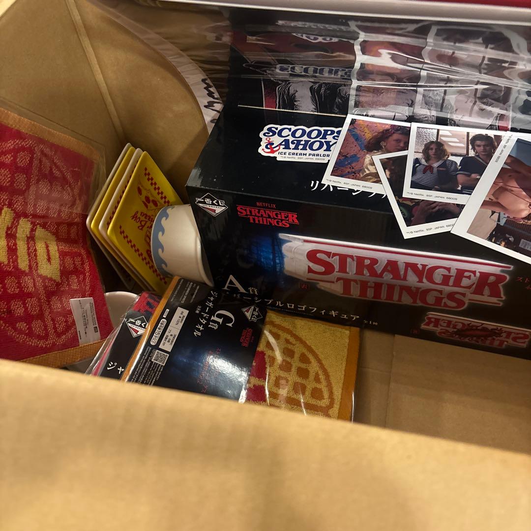 一番くじ】 ラストワン賞 リバーシブルロゴフィギュア ストレンジャー