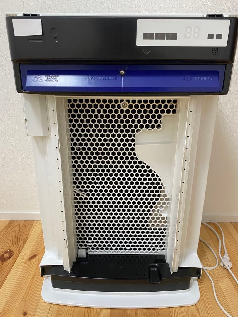 ダイキン 加湿空気清浄機 MCK70VE6-W 2019年製 - メルカリ