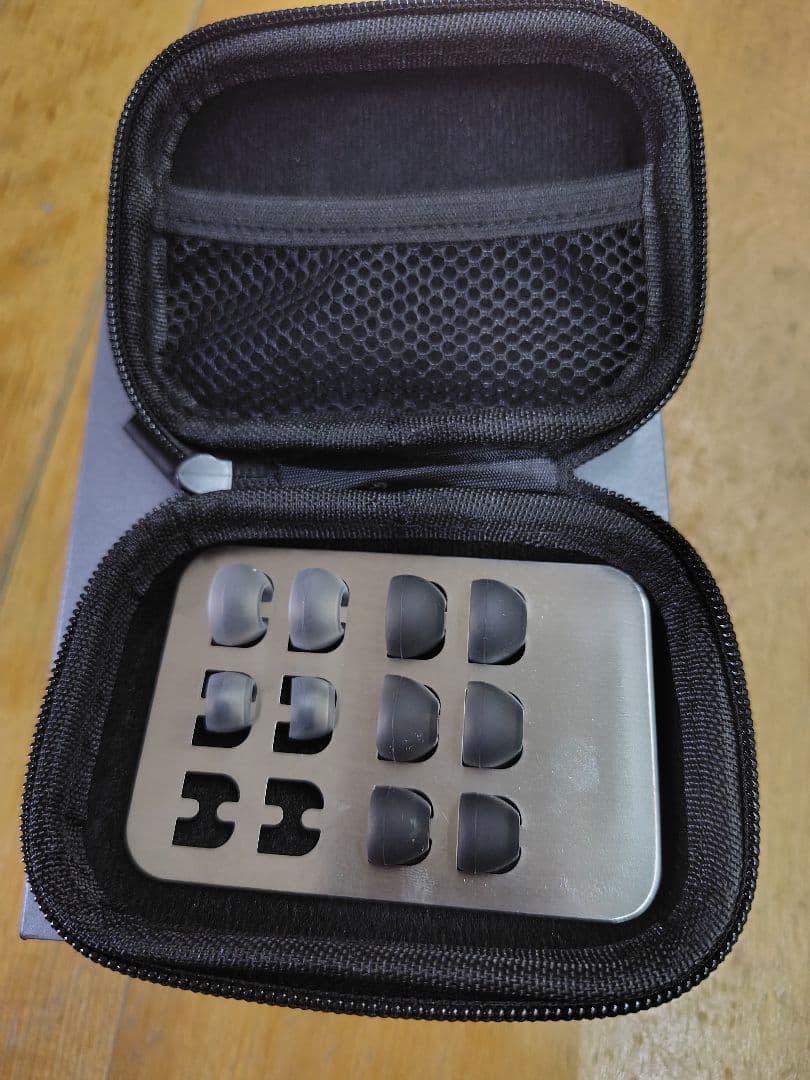 BQEYZ ビーキューアイズ イヤホン Winter シルバー 4.4mm