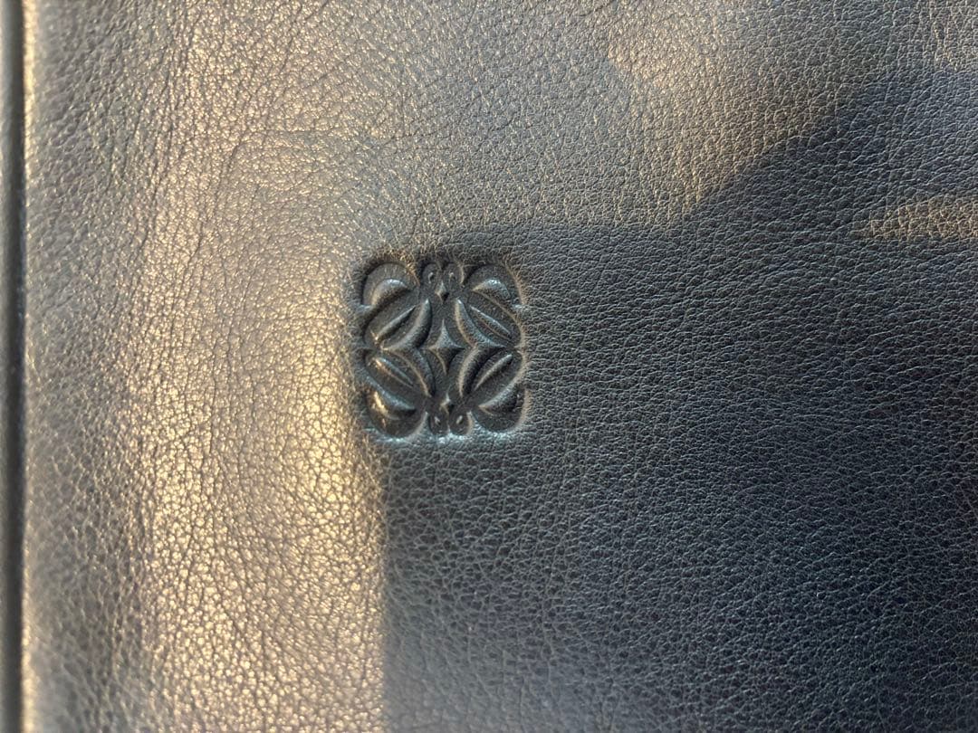 LOEWE ロエベ レザーショルダーバッグ 正規品 GILT購入 - メルカリ