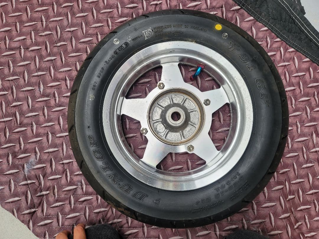 廃盤品】3WF用10インチリアホイール BMF アルミ ハブ付き タイヤ付き