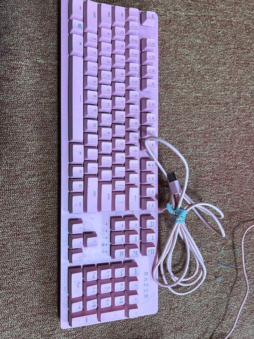 Razer ピンク キーボードとマウスセット hq720.jpg?sqp=-