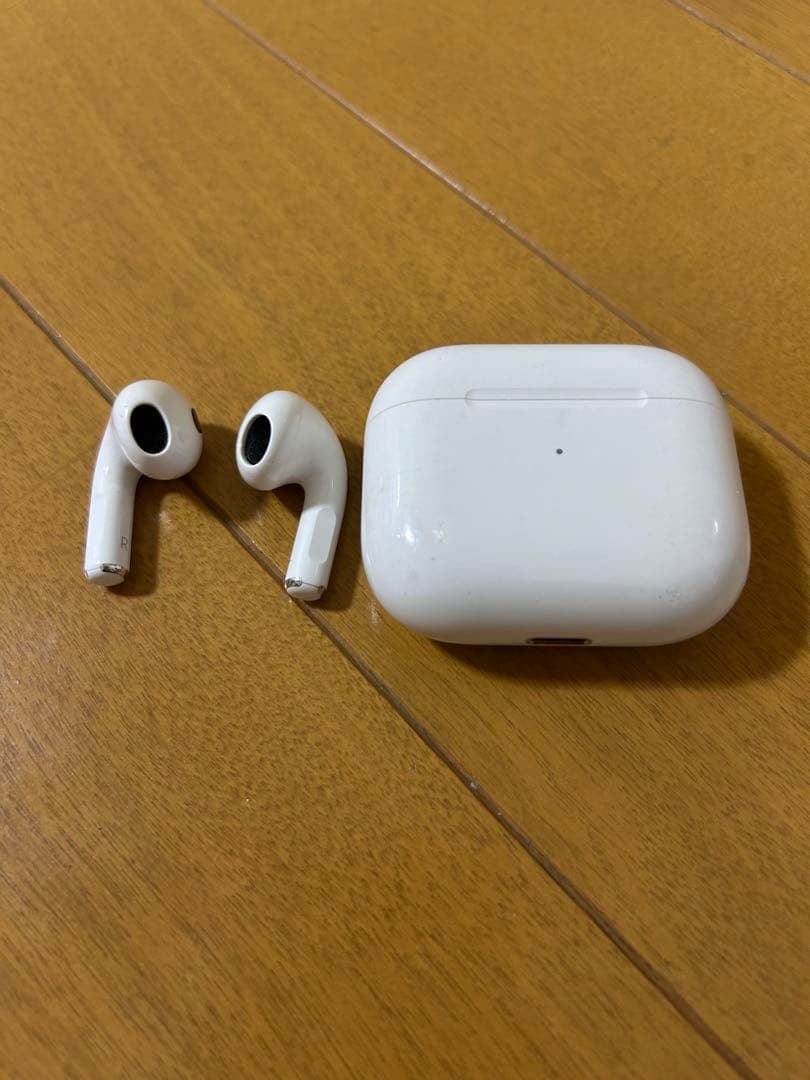 AirPods3 本体 正規品 充電ケース 箱 ライトニングケーブル付き
