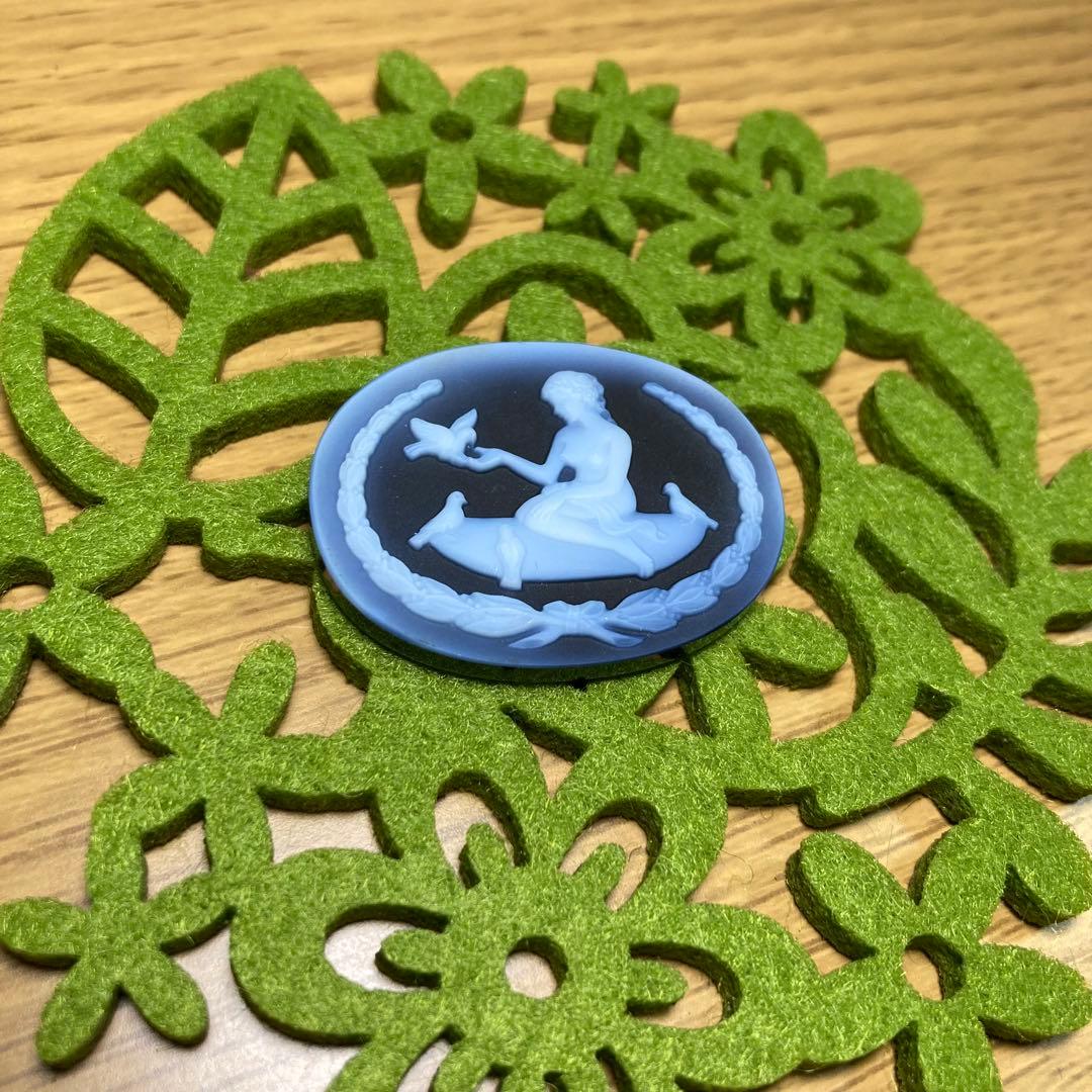 青色女性と鳥の彫刻ルース　ゲルバルドシュミット 楽天市場】Gerhard Schmidt(ゲルハルド・シュミット)作 ストーンカメオ