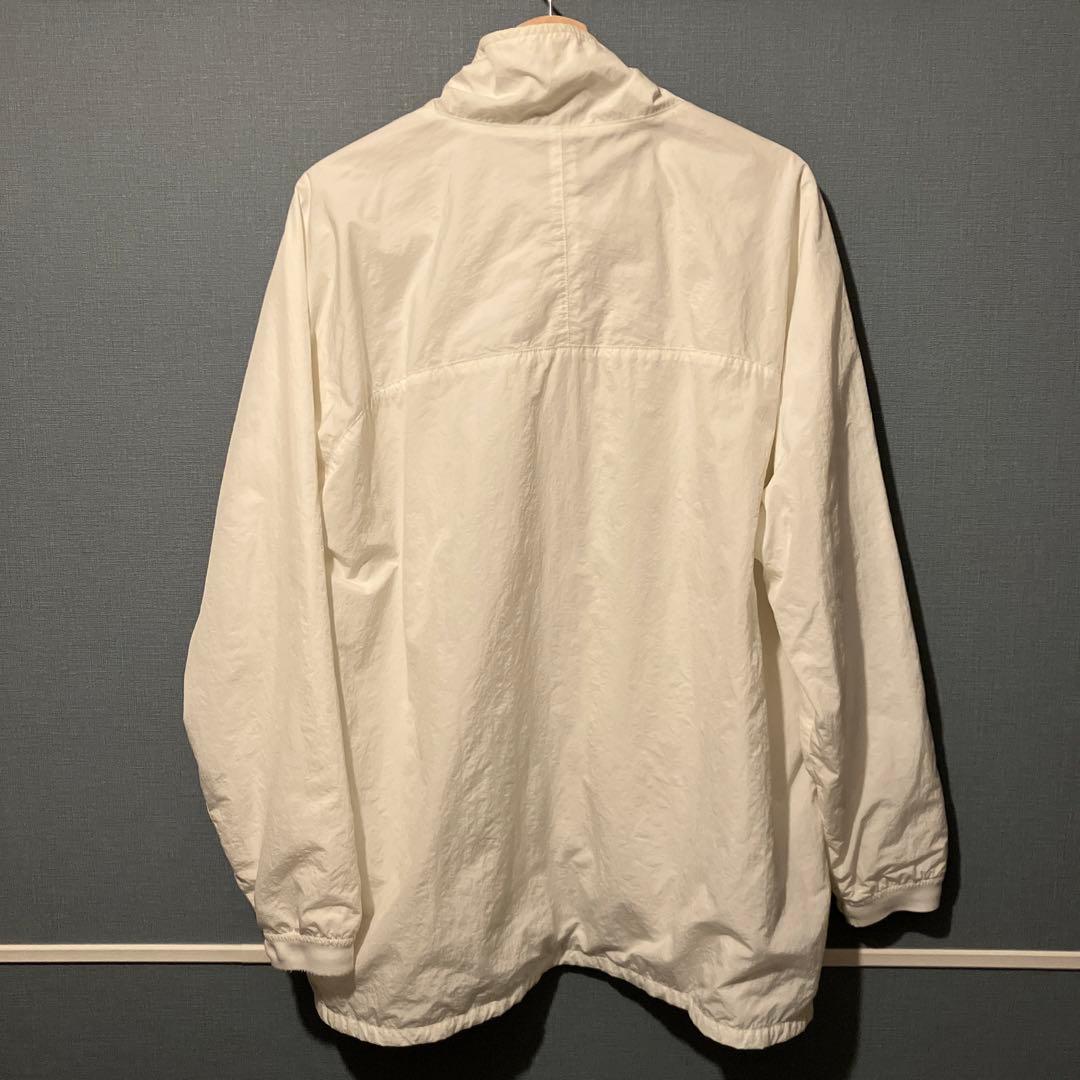 COMOLI 製品染ナイロン アノラック (WHITE) - メルカリ