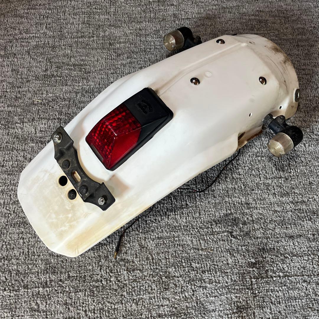 xlr250r md22 リアフェンダー - メルカリ