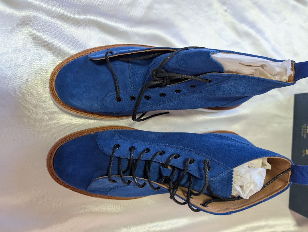 な*な様 新品未使用 tricker's スエード ブーツ ブルー ビブラムソー