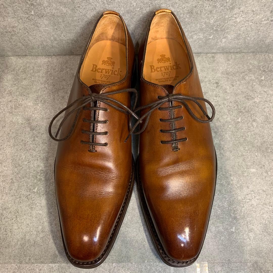 【極美品】Berwick バーウィック 2429 ホールカット 25.5cm