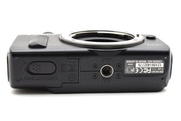 キャノン Canon EOS M ダブルレンズキット バッテリーx２《元箱付き》