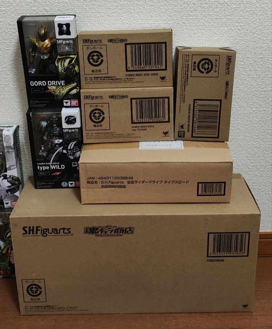 s.h.figuarts 仮面ライダードライブ　まとめ売る