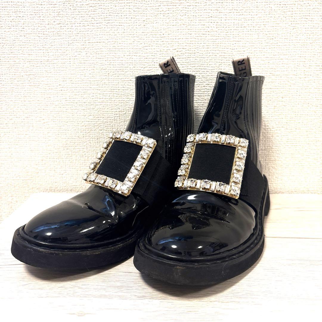 ロジェヴィヴィエ ヴィヴレンジャー パテントストラスバックル