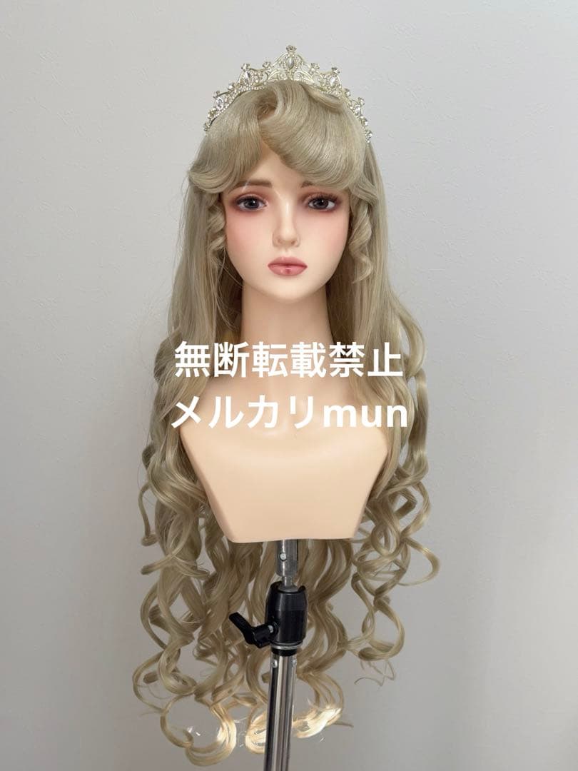 【専用】Dハロ仮装　オーロラ姫ウィッグ　イメージ16 マネキンあり 今年2回目のDハロ仮装は初のオーロラ姫のブルードレス💙 ウィッグ自分