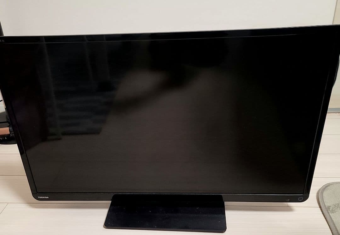TOSHIBA REGZA 32型 ジャンク品 - メルカリ