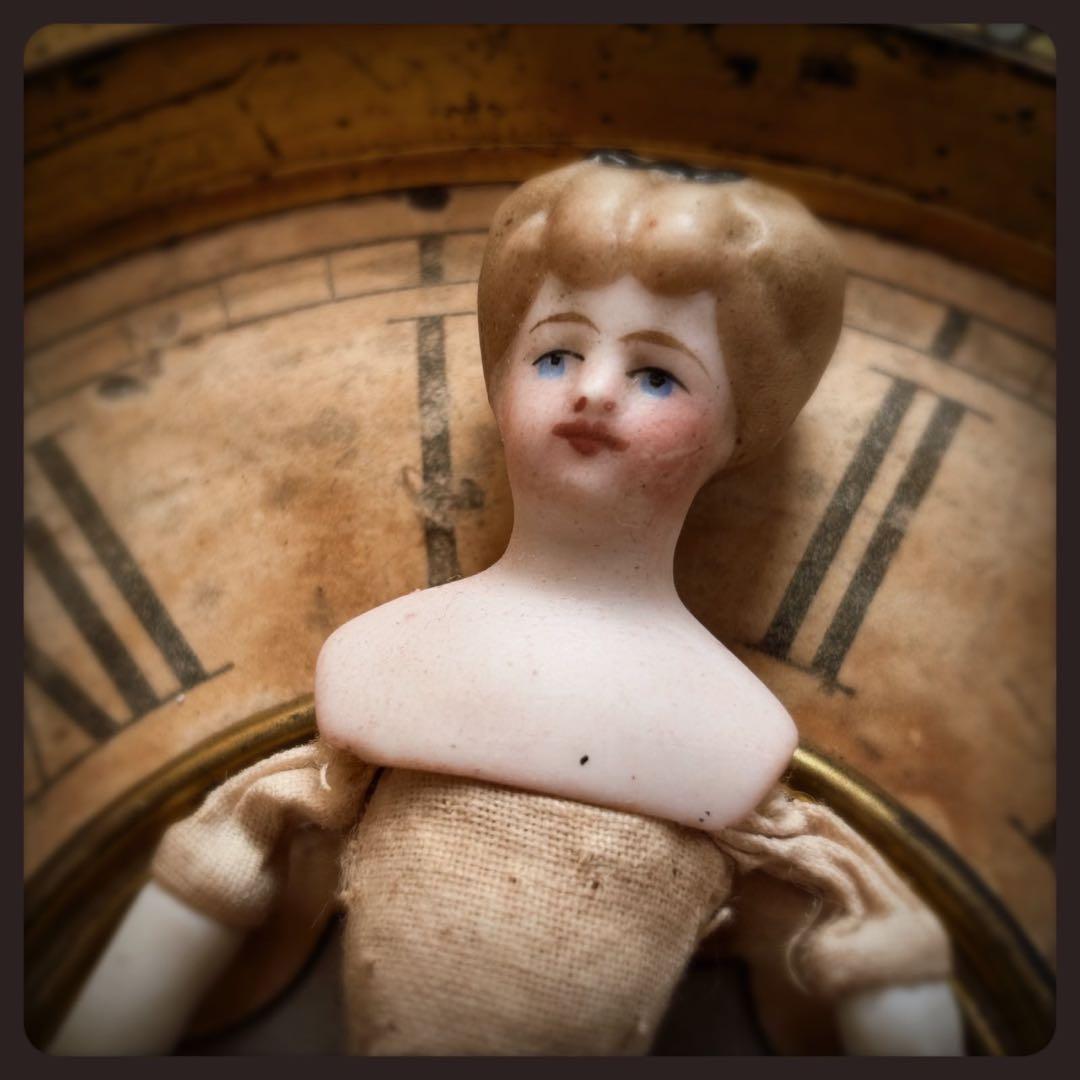 希少アンティーク ブラックリボンのパリアンドール ビスクドール