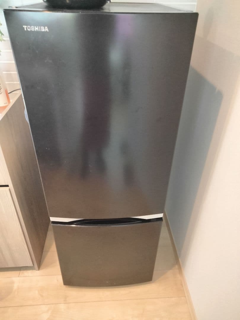 TOSHIBA ノンフロン冷凍冷蔵庫 GR-S15BS 2021年製 SHARP（シャープ） 東芝 2ドア冷凍冷蔵庫 GR-S15BS 153L ブラック 2021