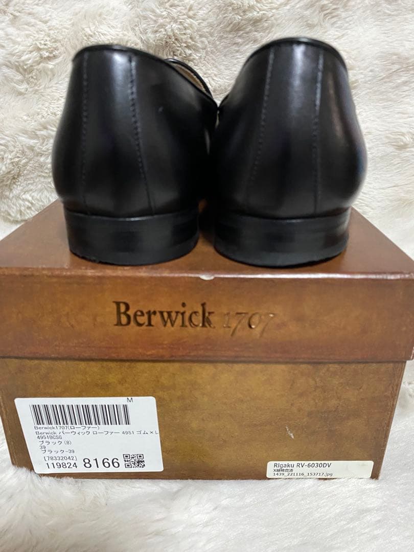 タイムセールBerwick ブラック タッセルローファー39 - メルカリ