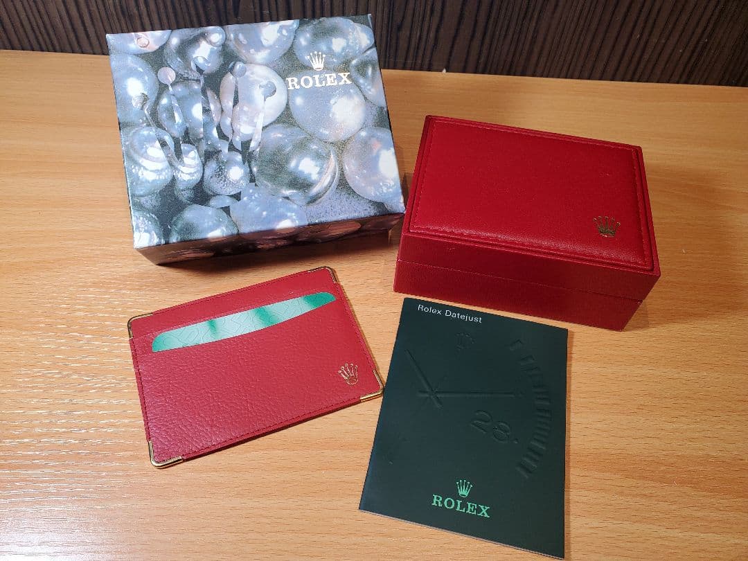 ロレックス　赤　ケース ロレックス オイスターパーペチュアル31 ランダム番 コーラルレッド