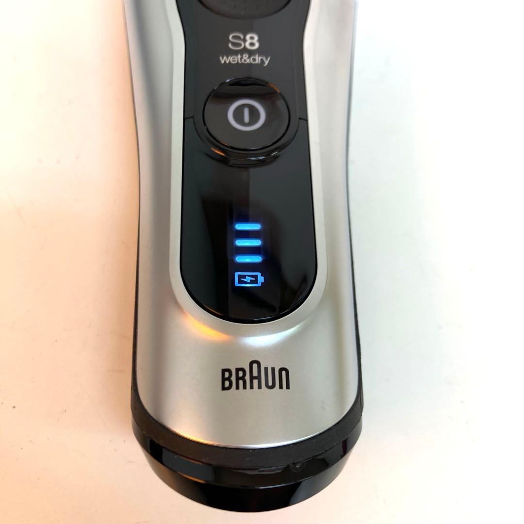 B290- Braun S8 wet&dry 電気シェーバー コード欠品