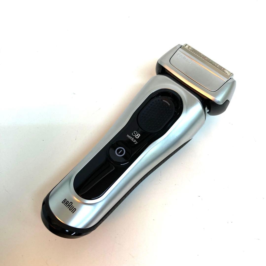 B290- Braun S8 wet&dry 電気シェーバー コード欠品