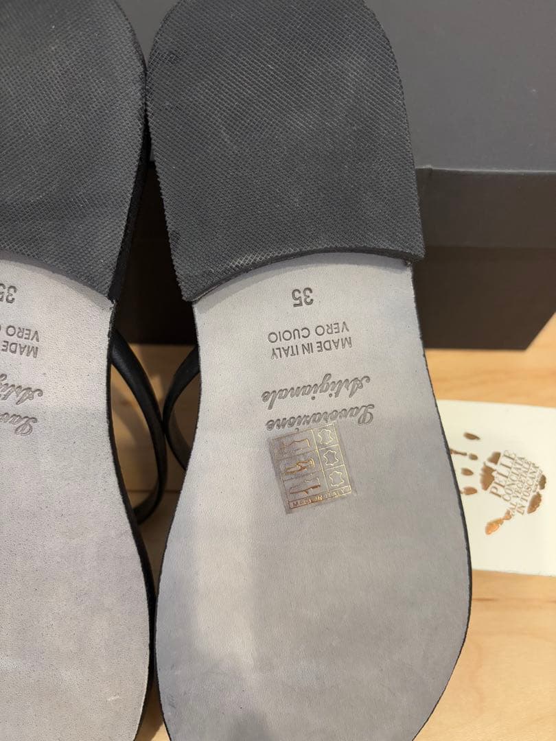 新品 2万円 マウロディバリ サムリング サンダル ブラック 22.5cm