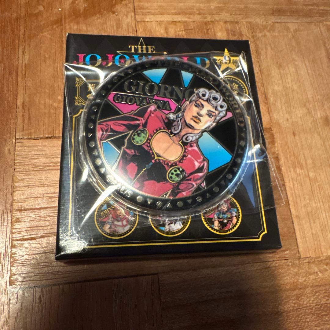 ジョジョ ワールド 限定 24金 メッキ 缶バッジ ジョルノ・ジョバーナ
