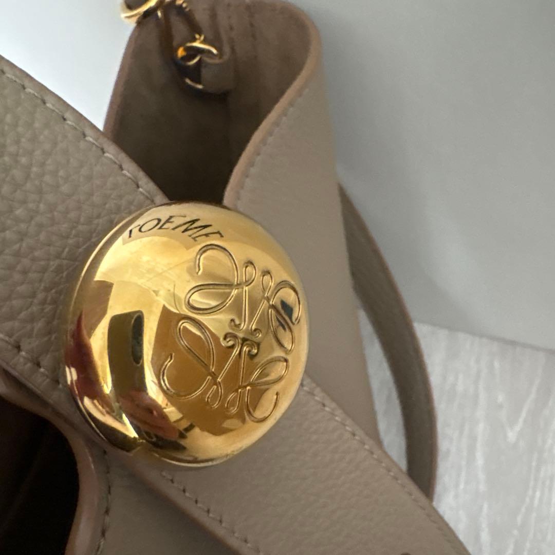美品！LOEWE ロエベ べプルミニサンド バケツショルダーバッグ - メルカリ