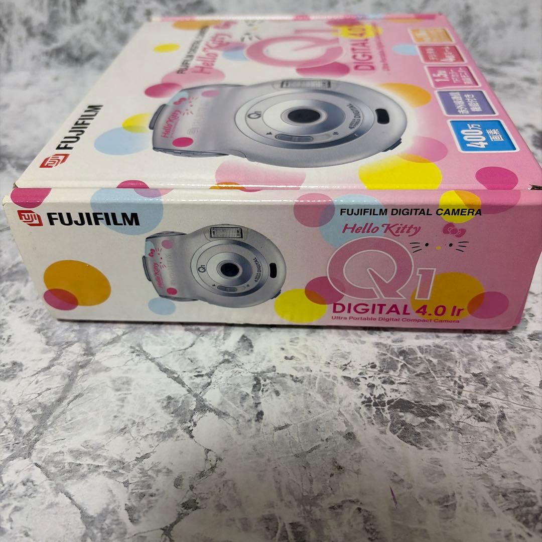 FUJIFILM Hello Kitty Q1 デジタルカメラ ジャンク - メルカリ