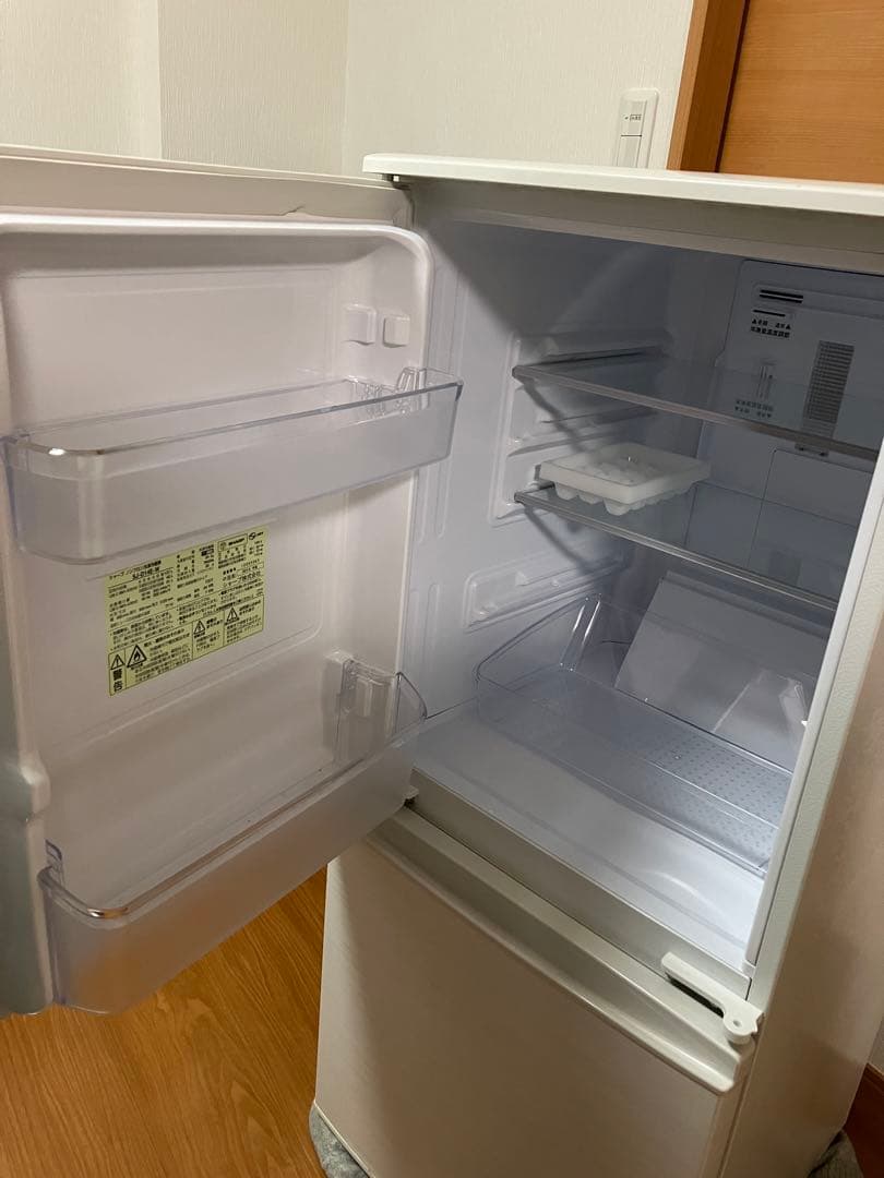 SHARP 冷蔵庫 左右両開き 137L 一人暮らしサイズ - 冷蔵庫・冷凍庫