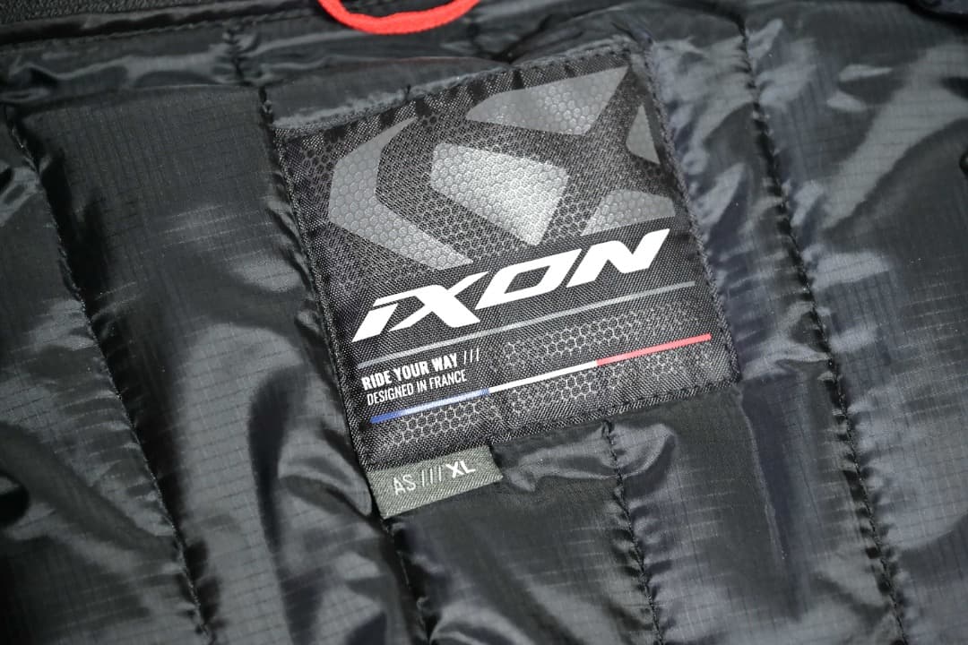 IXON イクソン CELL A アジアXLサイズ - バイクウェア