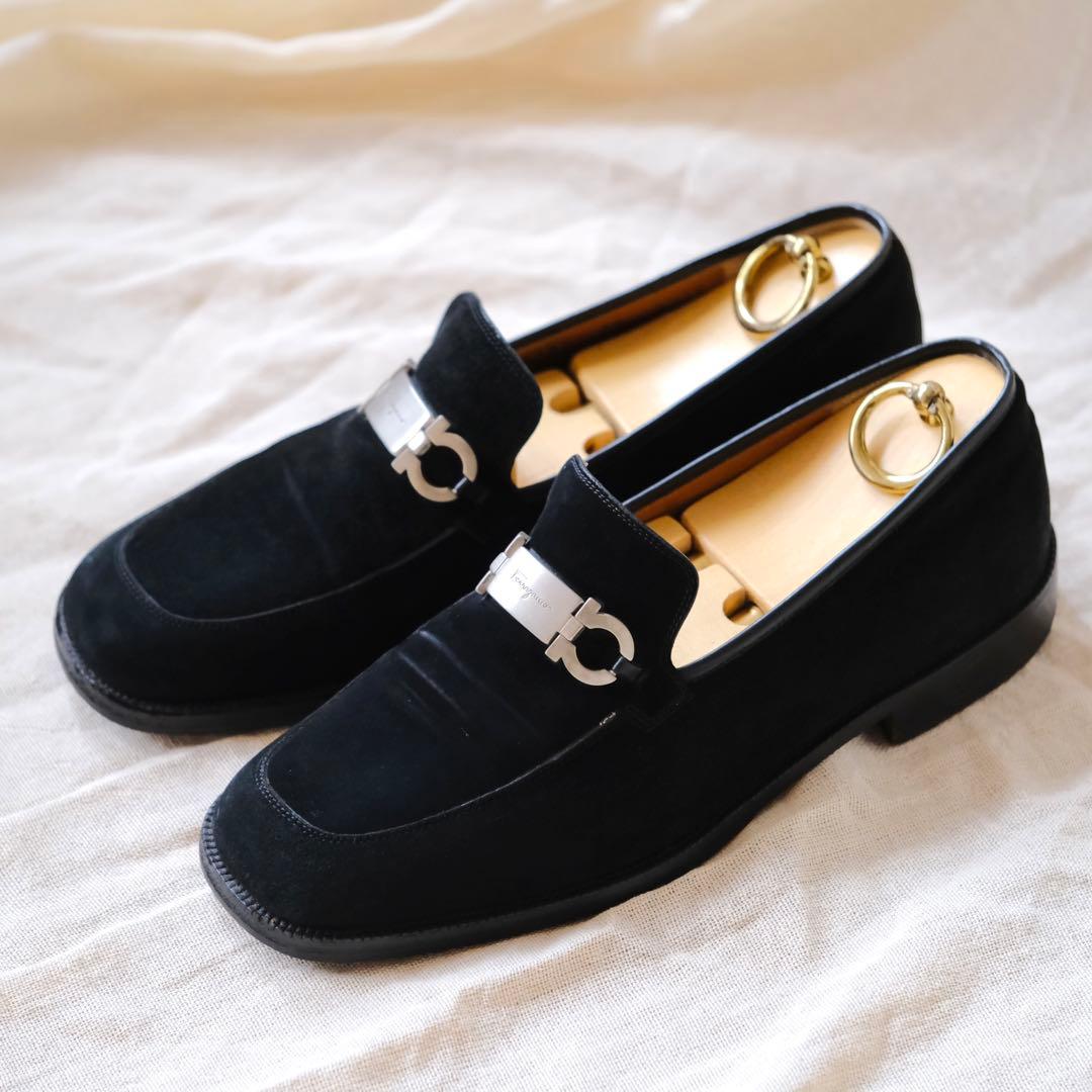 Salvatore Ferragamoスエードガンチーニローファー黒65EE - メルカリ