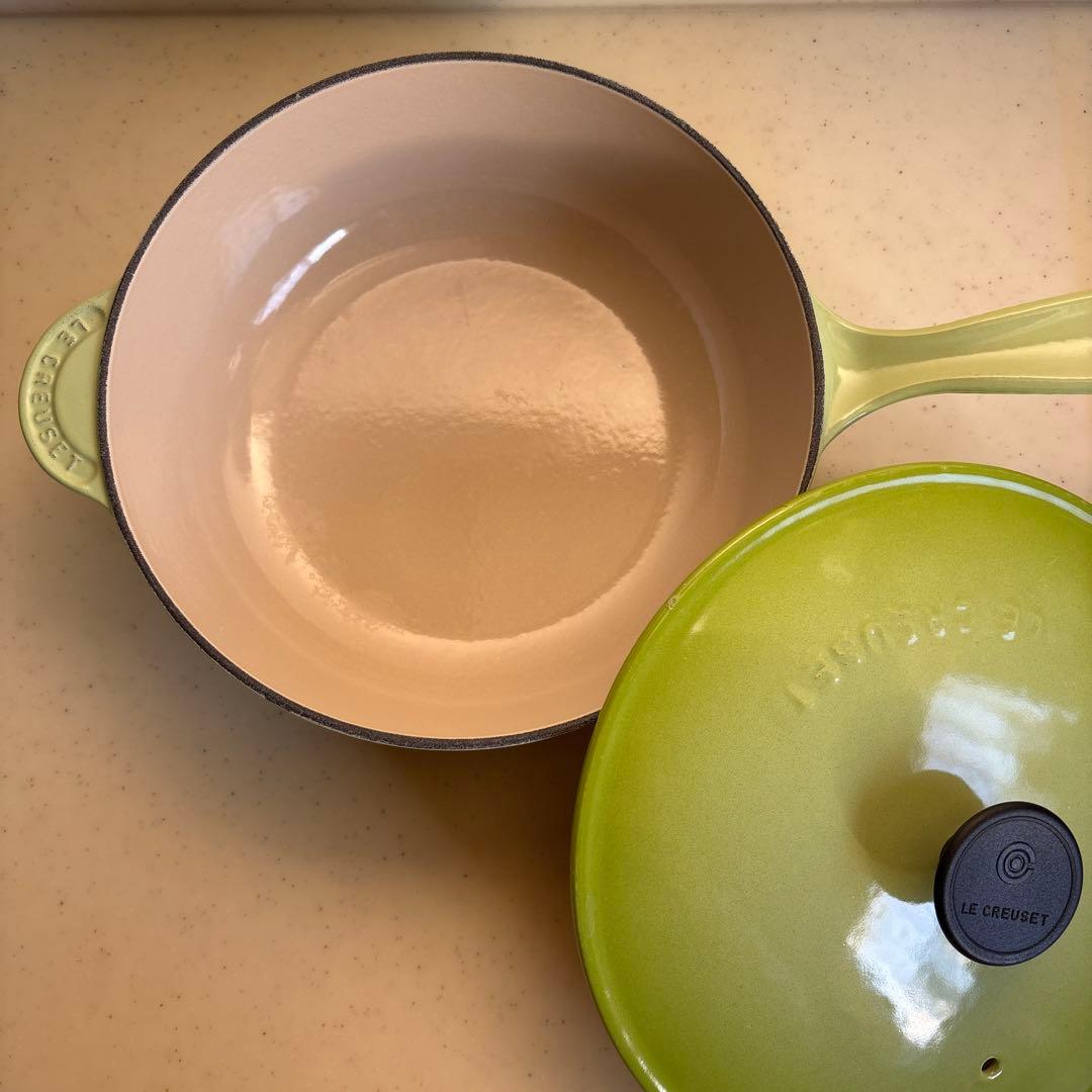 LE CREUSET ソーシエ21センチ