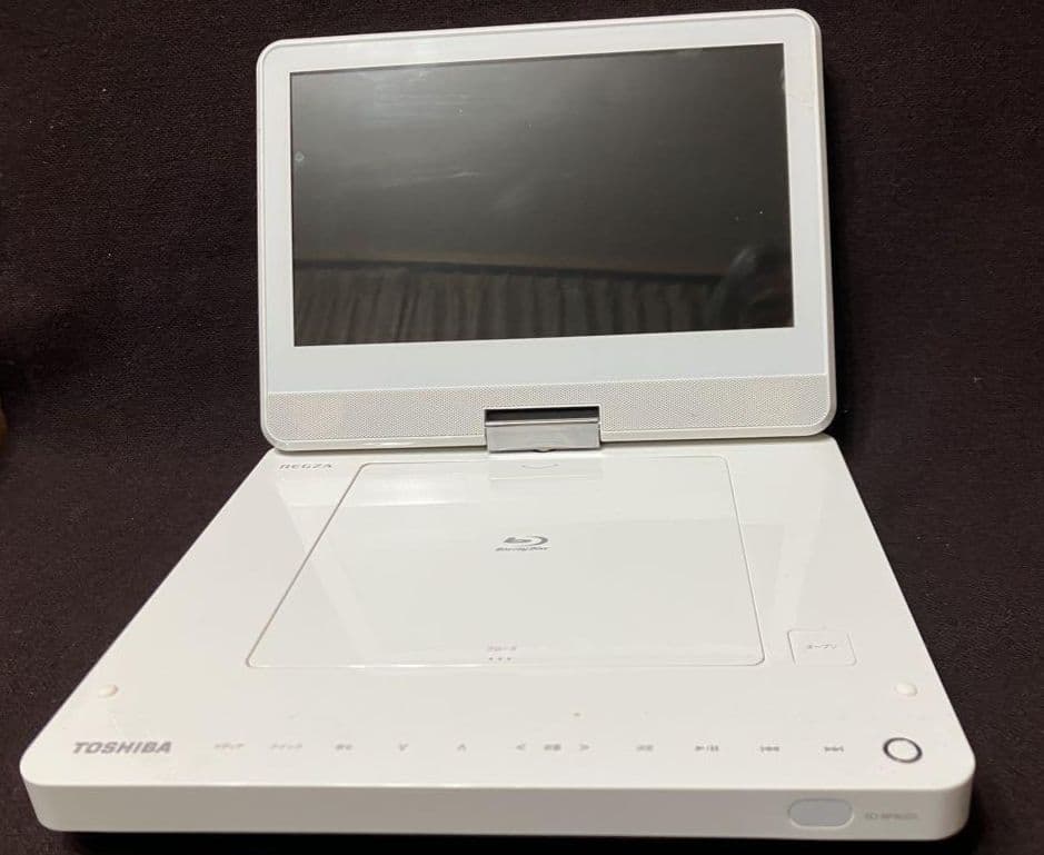 東芝　TOSHIBA ポータブル　ブルーレイ　Blu-ray プレイヤー Amazon | REGZA SD-BP900S [ポータブルBDプレーヤー] | ポータブル