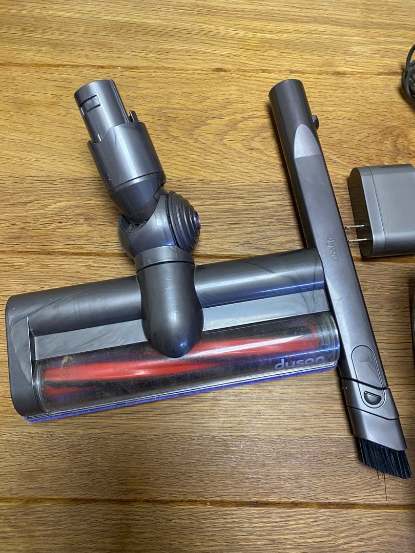 Dyson スティッククリーナー v6本体 + 付属品 L108627530 - 掃除機